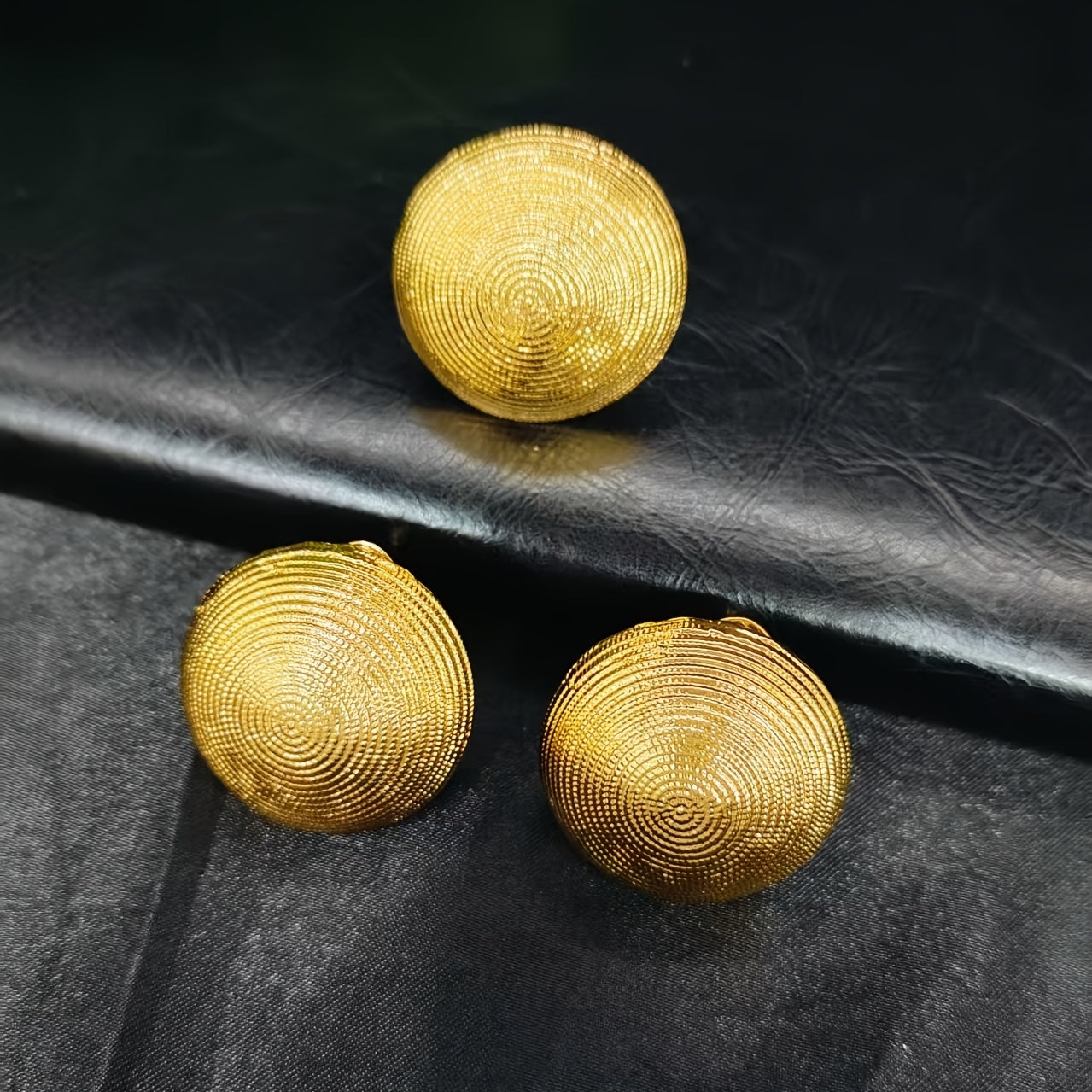 parure plaque ou pour femme