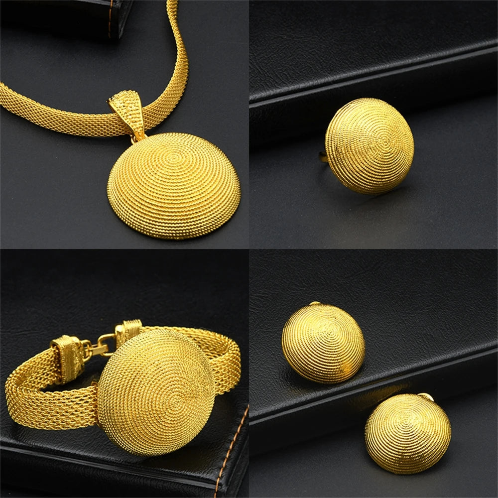 parure plaque ou pour femme